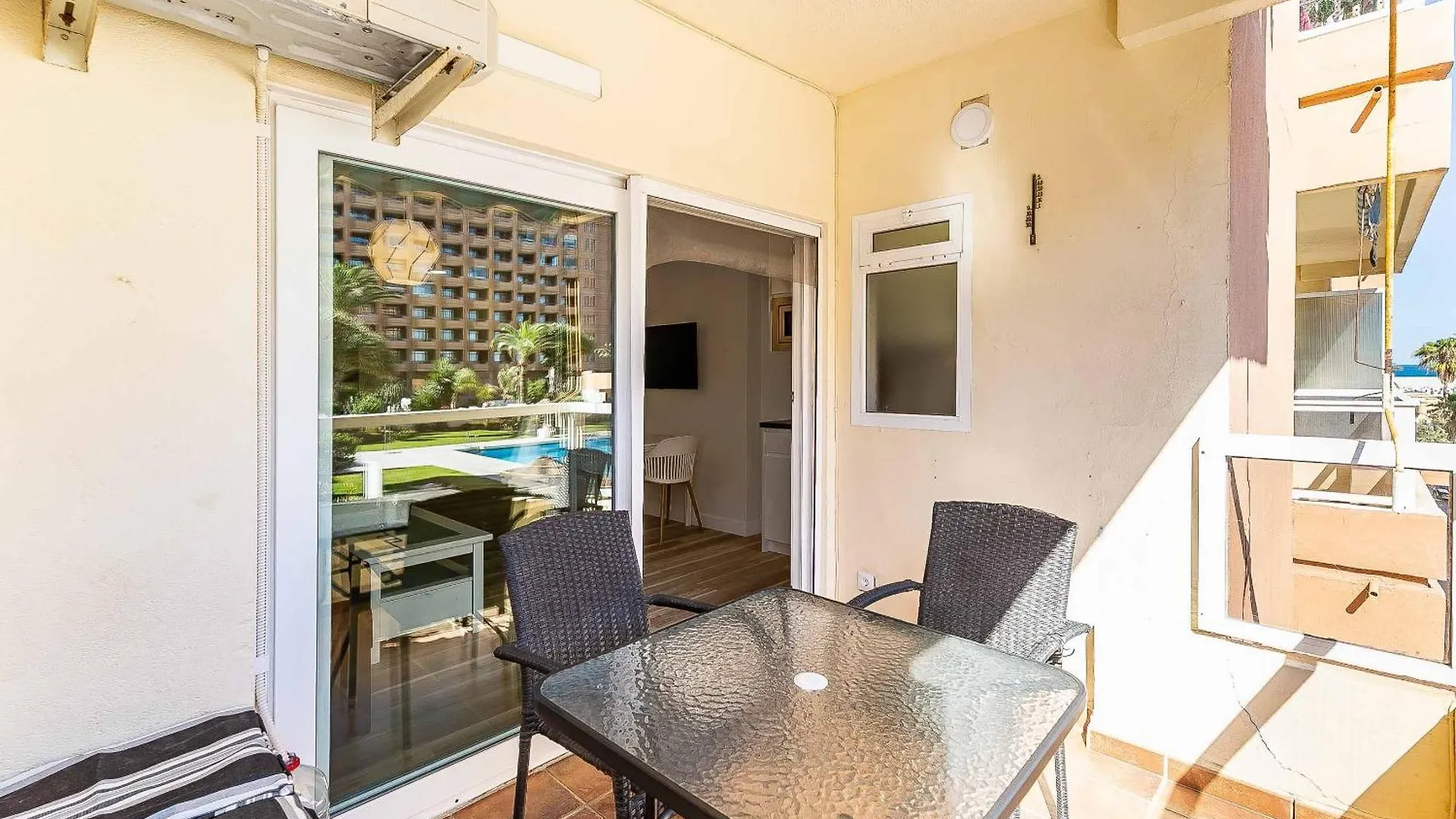 Daire Beach Holiday Pyr Fuengirola